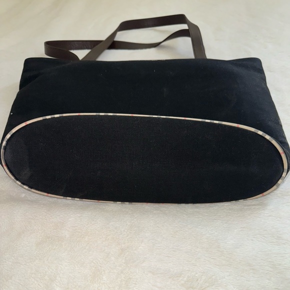 100% Authentic Burberrys Tote Bag - Picture 3 of 7